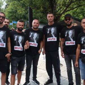 uck komutanlarina laheyde destek gosterisi L5nLRpkx