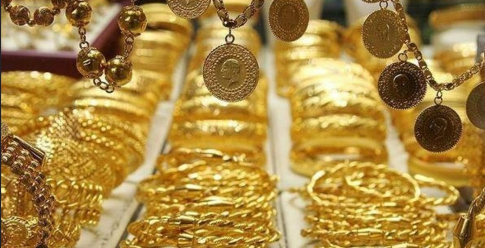 fedin faiz indirimi altini rekor seviyelere tasidi analistlerden carpici degerlendirme kWh2hC6h