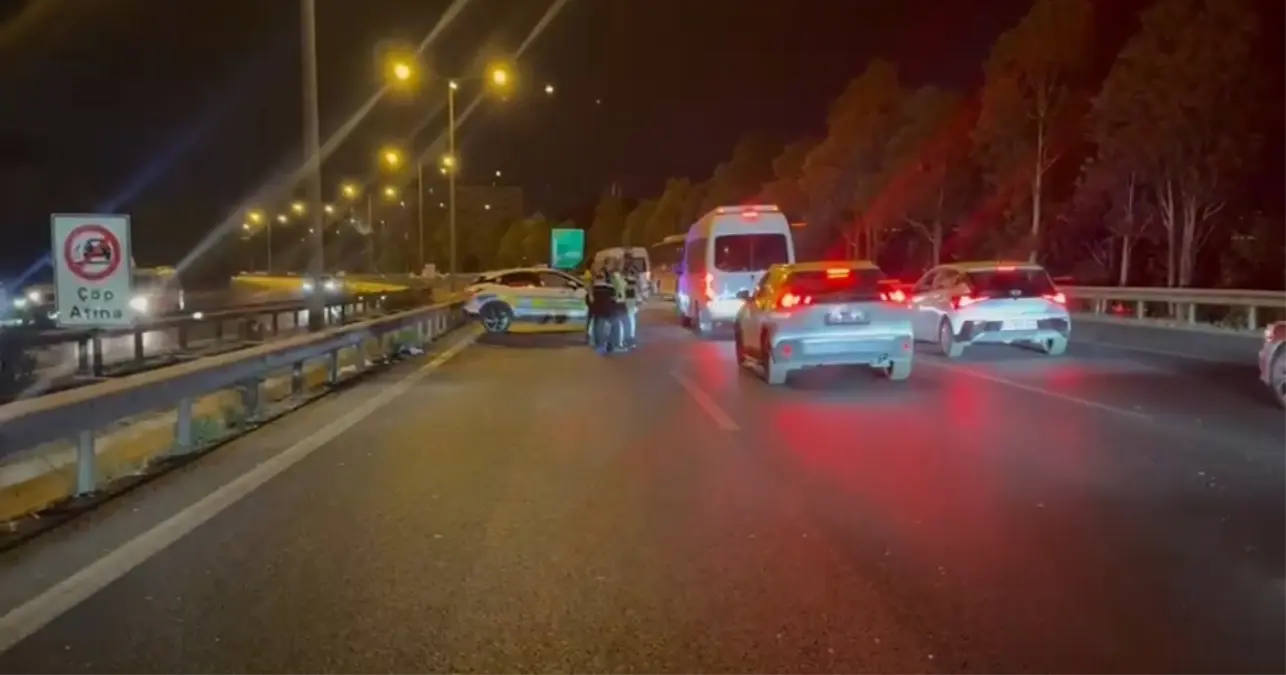 izmirde motosiklet kazasi bir olu LeqEh6H8