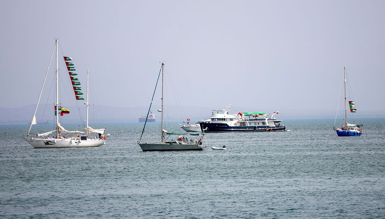 kuresel sumud filosunun italya ayagi harekete gecti 1N3YkfDz