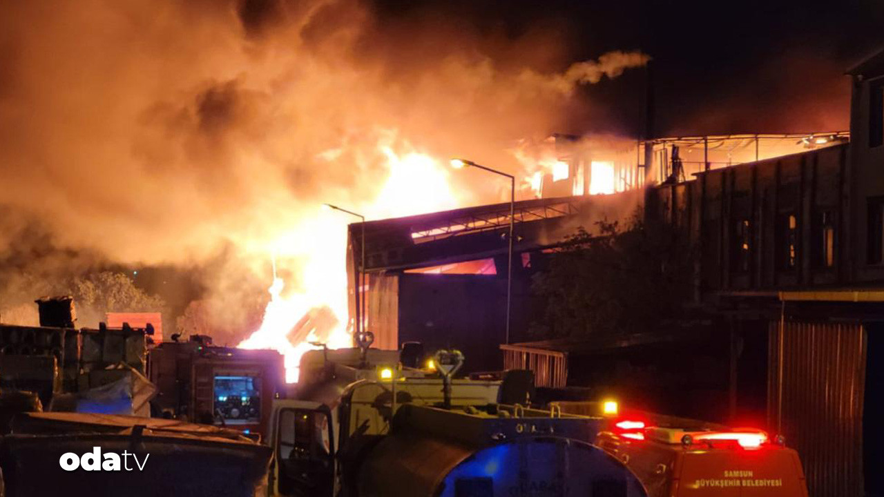 samsunda korkutan yangin HRSia5Iq