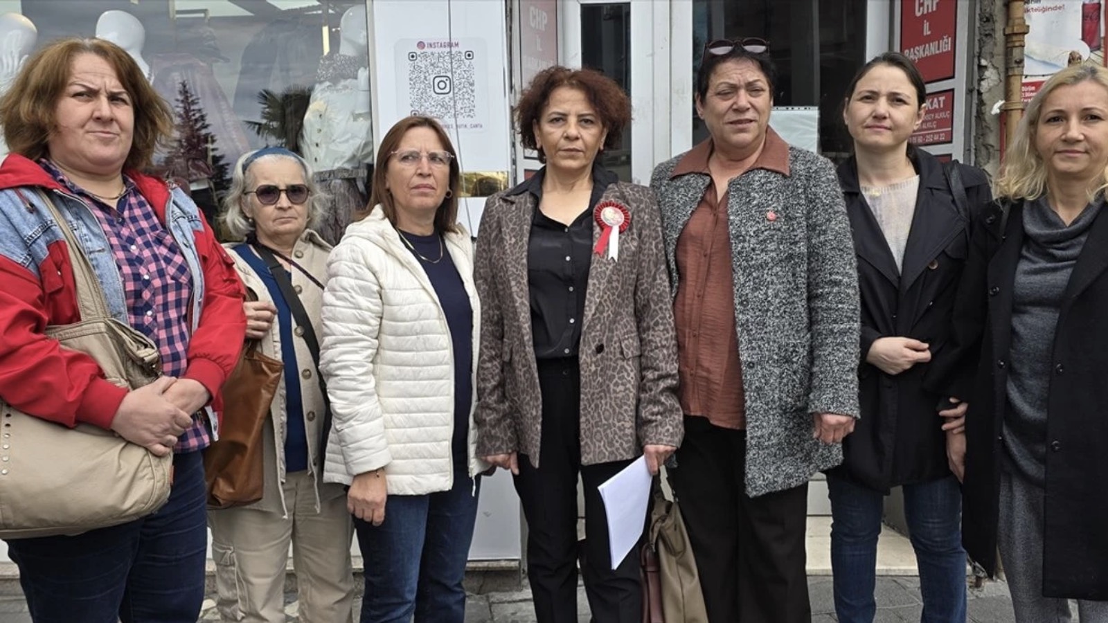 chp zonguldak merkez ilce kadin kollari baskani sekme ve 9 yonetici istifa etti ZTd7qci6.jpg