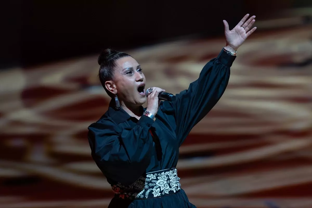 turkce bir aksam sanat ve kultur bulusmasi OSBiOqAe.jpg