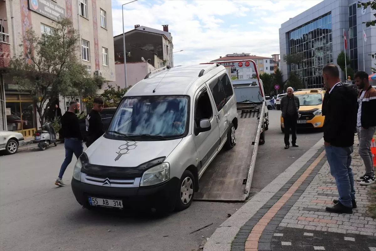 unyede trafik kazasi 1 yarali 2jY4hORg.jpg