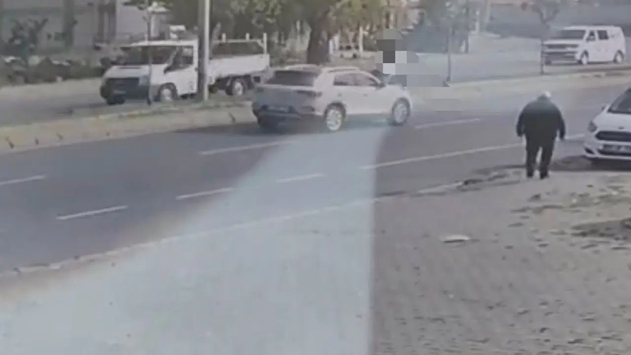 2 gun once dogum gunuydu lise ogrencisi otomobilin carpmasi sonucu hayatini kaybetti ZKR314lP.jpg