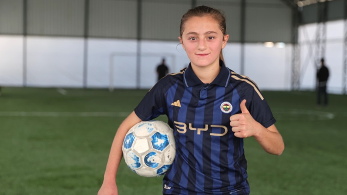 hakkarili sari firtina gulun hayali gercek oldu mezrasina hali saha yapildi giJYep6d.jpg