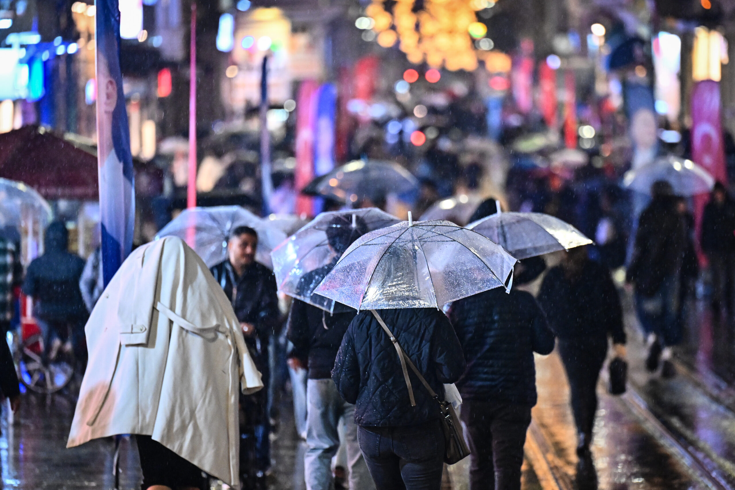 meteorolojiden 30 il icin uyari saganak yagis etkili olacak kR7dmZlJ.jpg