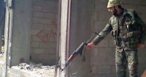 12si-cocuk-288-kisiyi-olduren-caniyi-turk-profesor-yakaladi-b2Y5KSem