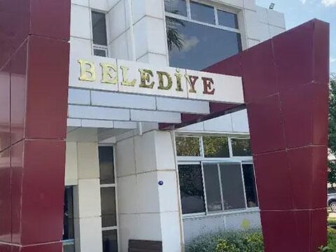Seferihisar Belediyesi ‘rüşvet’ operasyonunda yeni gelişme! İmar müdürü gözaltına alındı